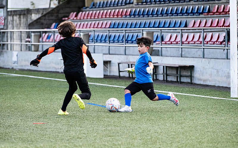 Imagen niños entrenando