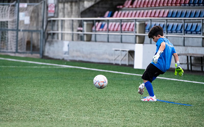 Imagen niños entrenando